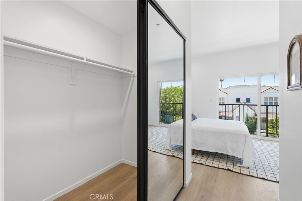 1428 S Cloverdale Avenue - Photo 10