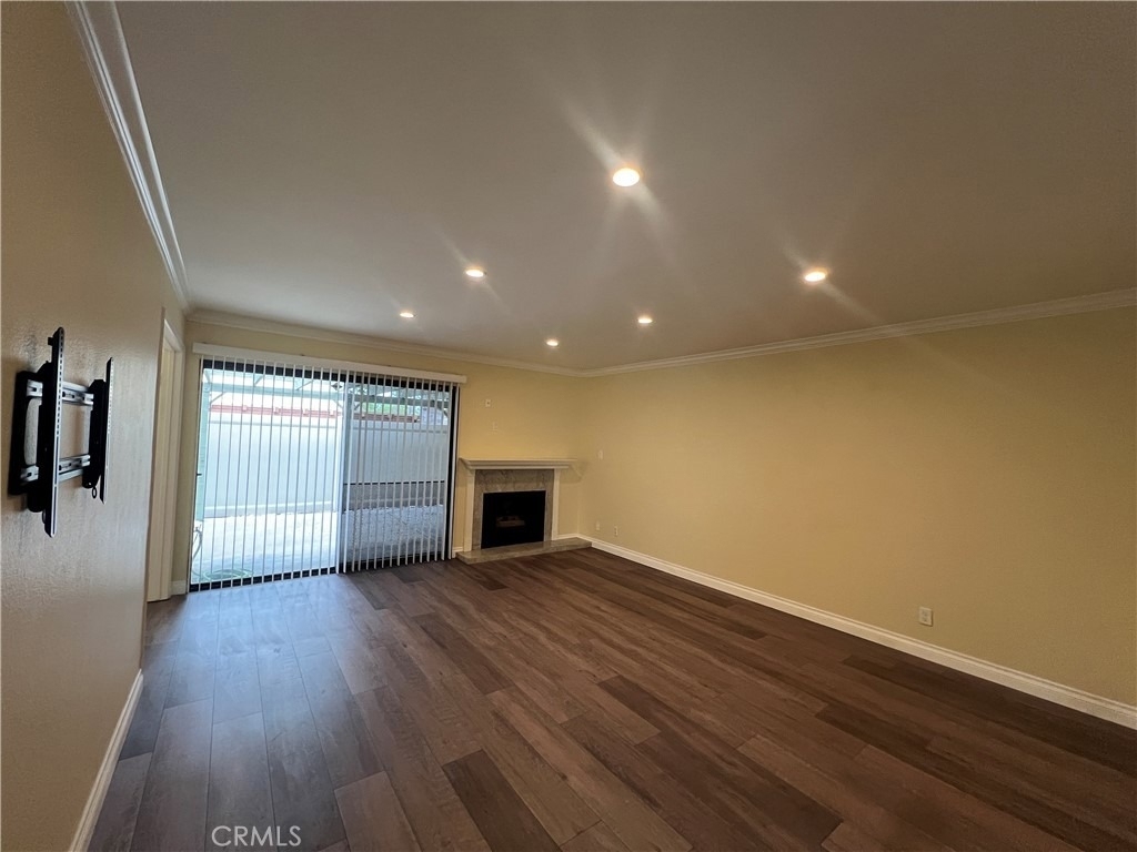 1550 Pine Drive - Photo 3