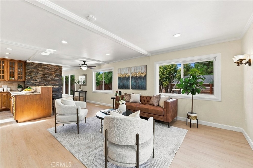 1635 Blossom Hill - Photo 4