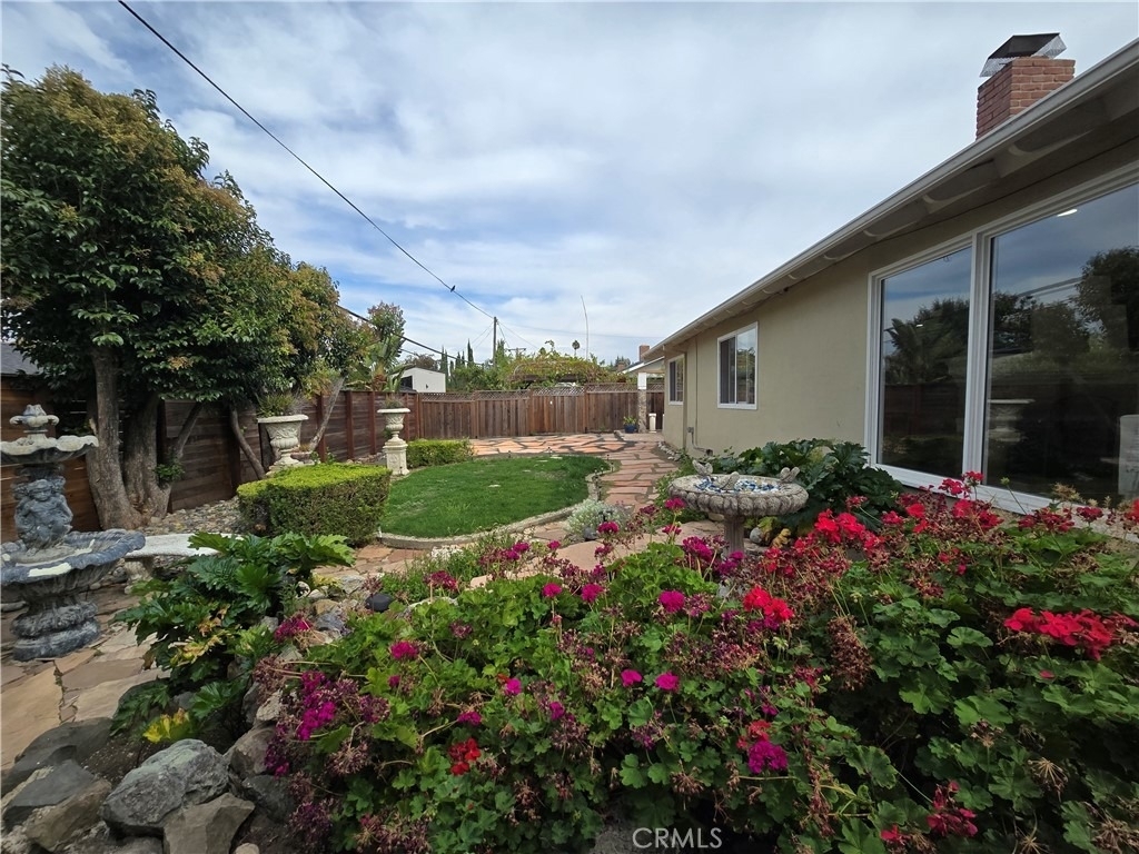 1635 Blossom Hill - Photo 27