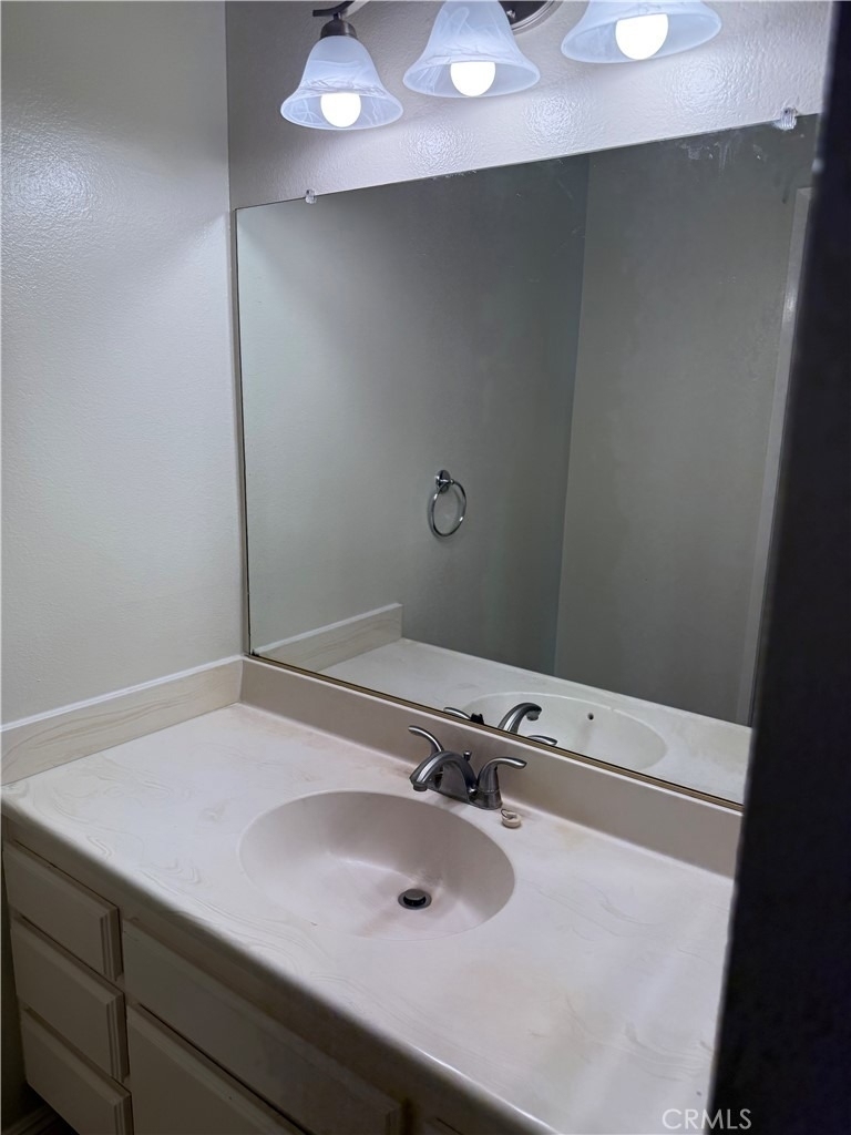 135 S Poplar - Photo 7