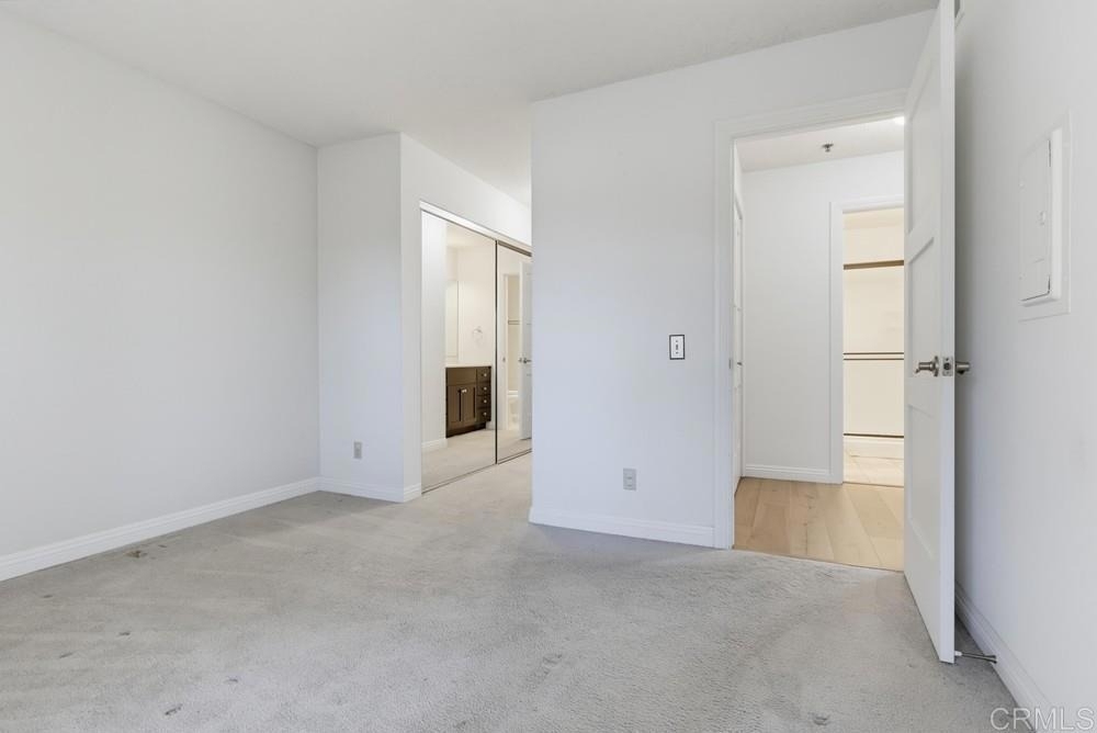 5649 Lake Park Way - Photo 21