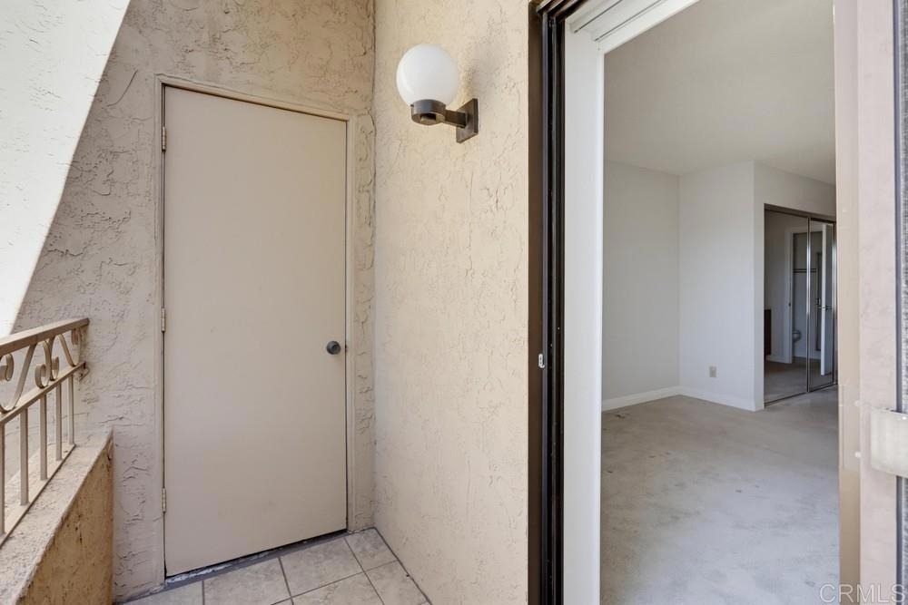 5649 Lake Park Way - Photo 28