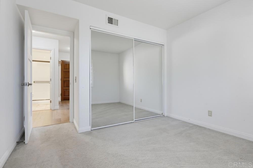 5649 Lake Park Way - Photo 18