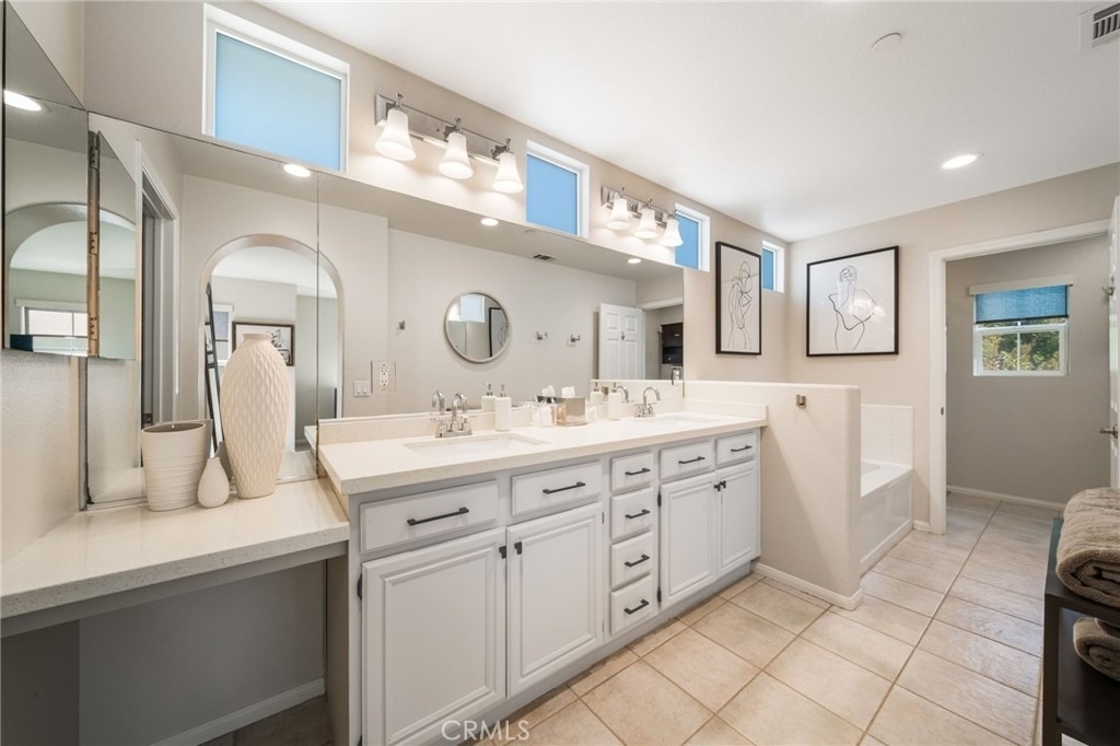 66 Amy Way - Photo 40