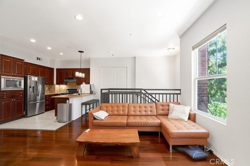 309 Metro Court - Photo 4