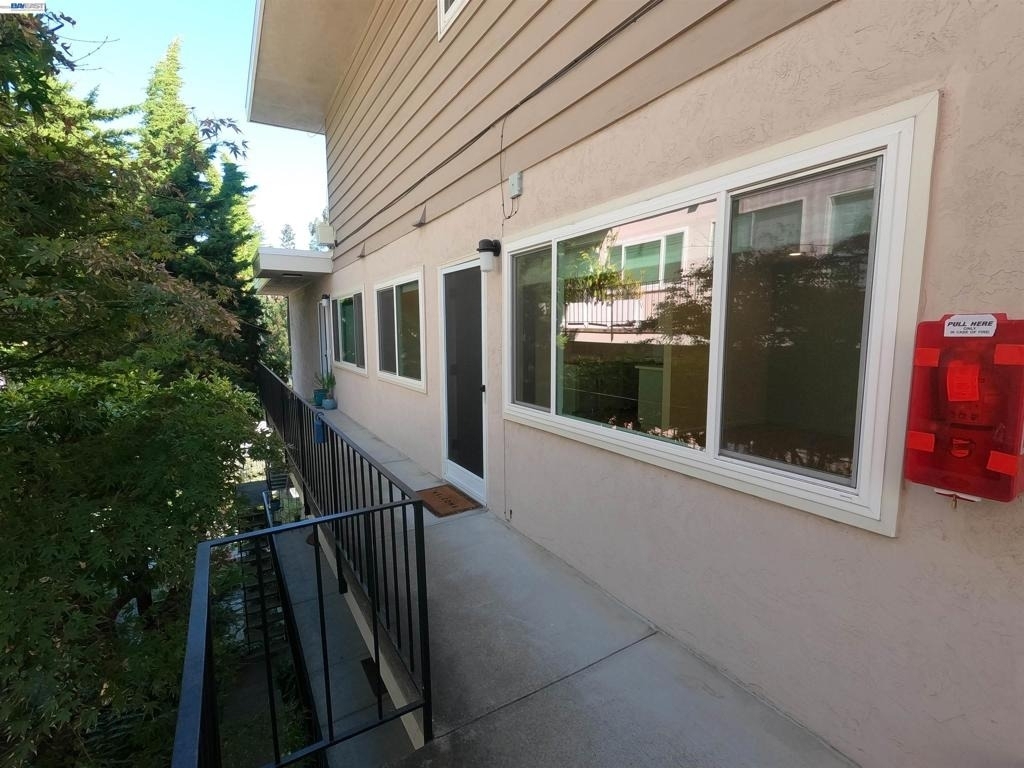 1124 Hollywood Ave - Photo 15