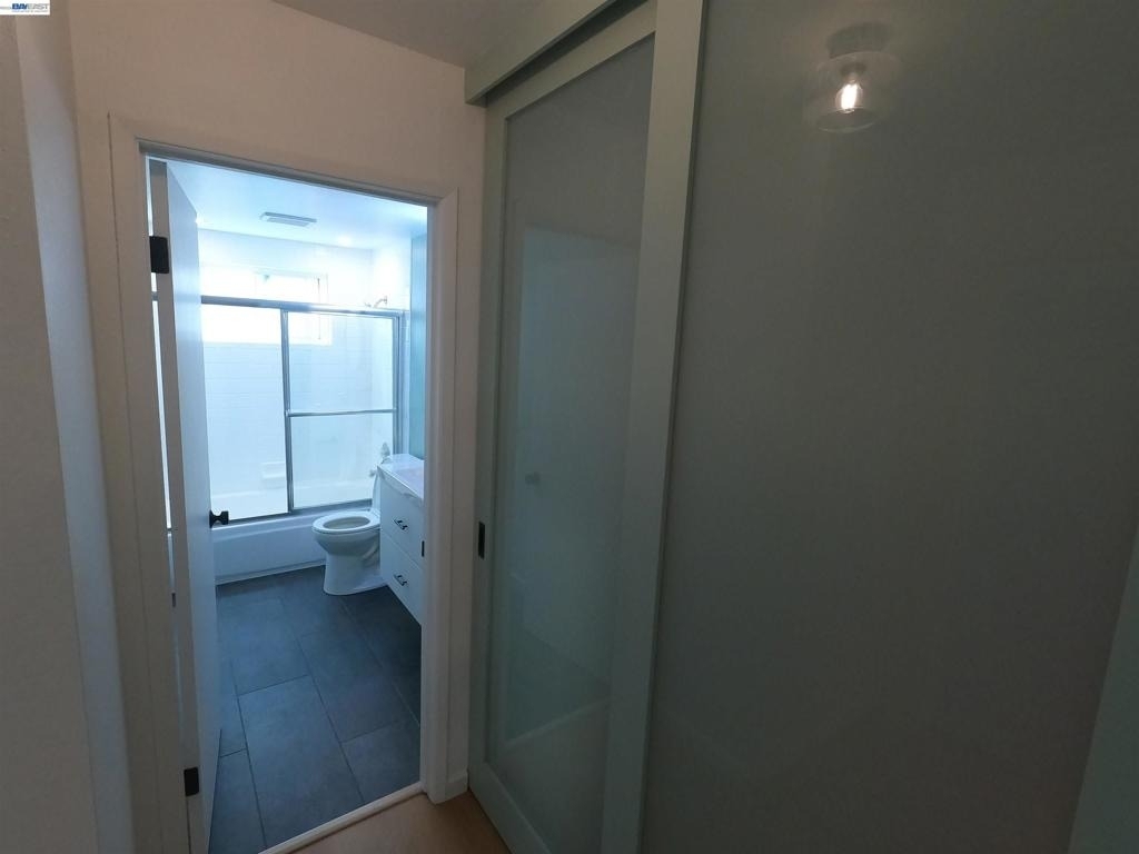 1124 Hollywood Ave - Photo 8