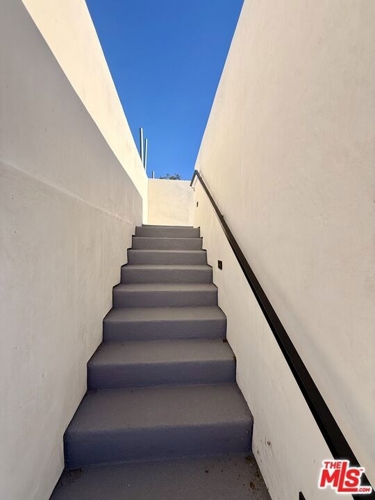 2707 Benedict Street - Photo 23