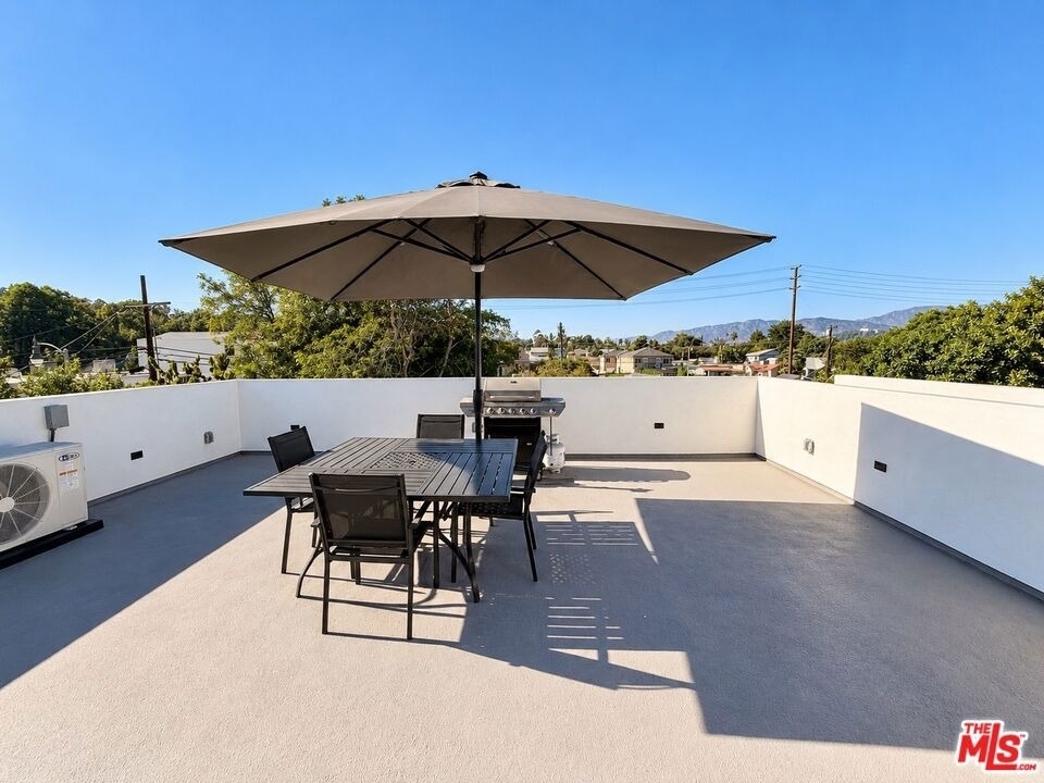 2707 Benedict Street - Photo 24