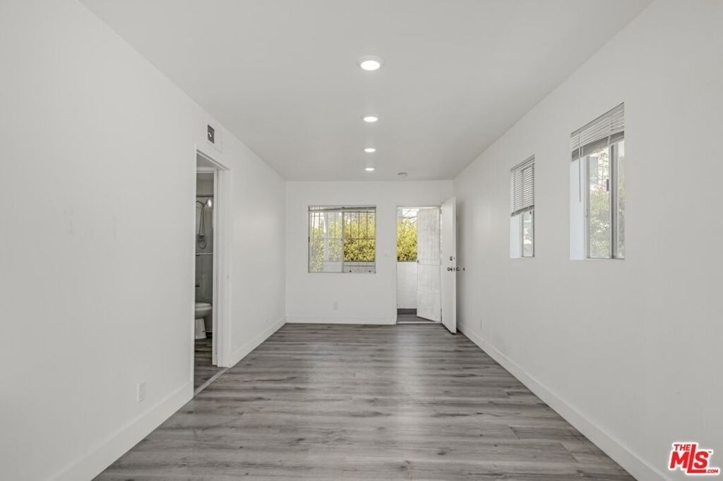 124 S Almont Drive - Photo 1