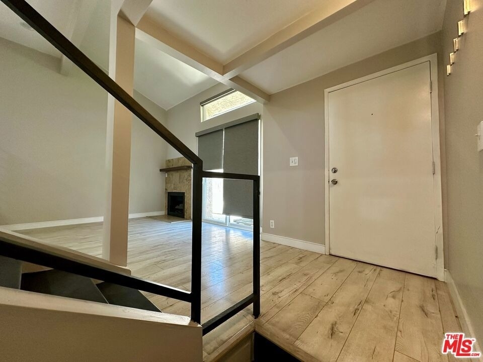 13621 Valerio Street - Photo 4