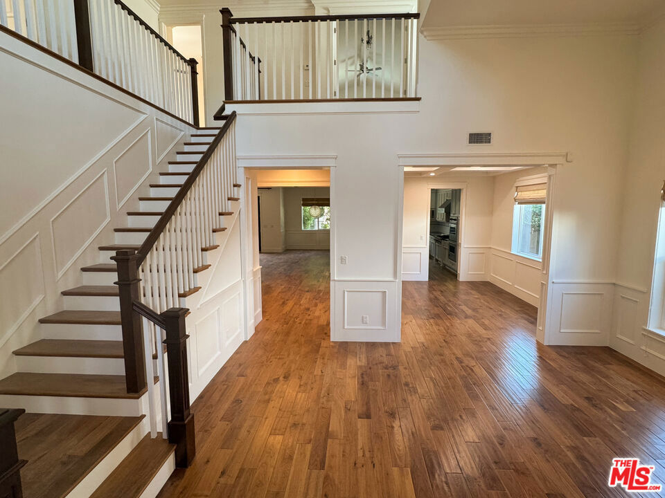 4309 Shadyglade Avenue - Photo 1