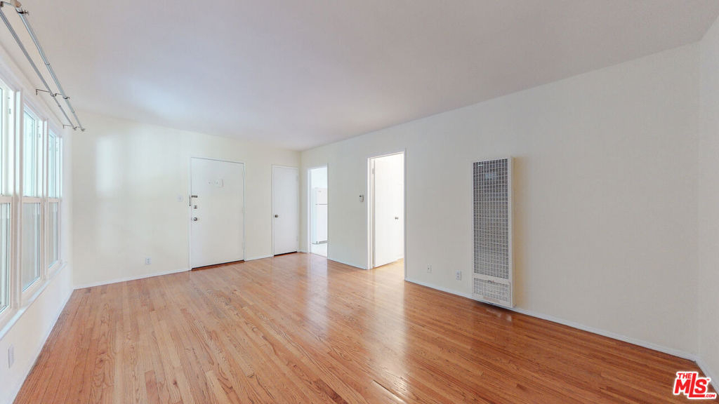 11284 Montana Avenue - Photo 3