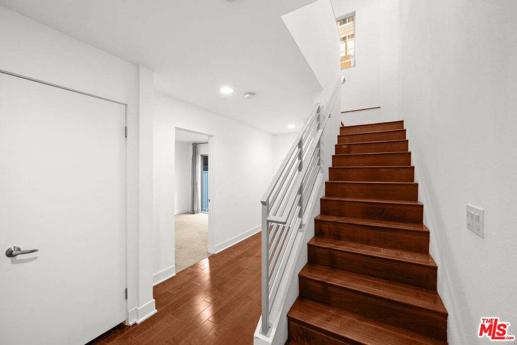 5907 Saturn Street - Photo 4
