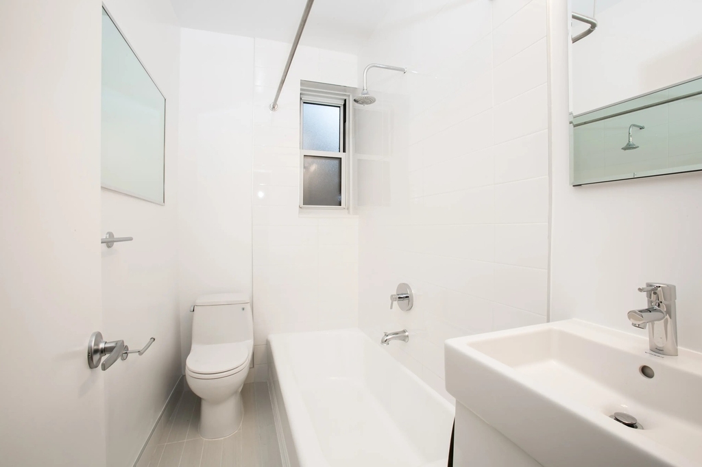 Studio in Chelsea - Photo 4