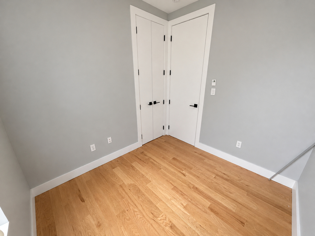 565 St Johns Place - Photo 9