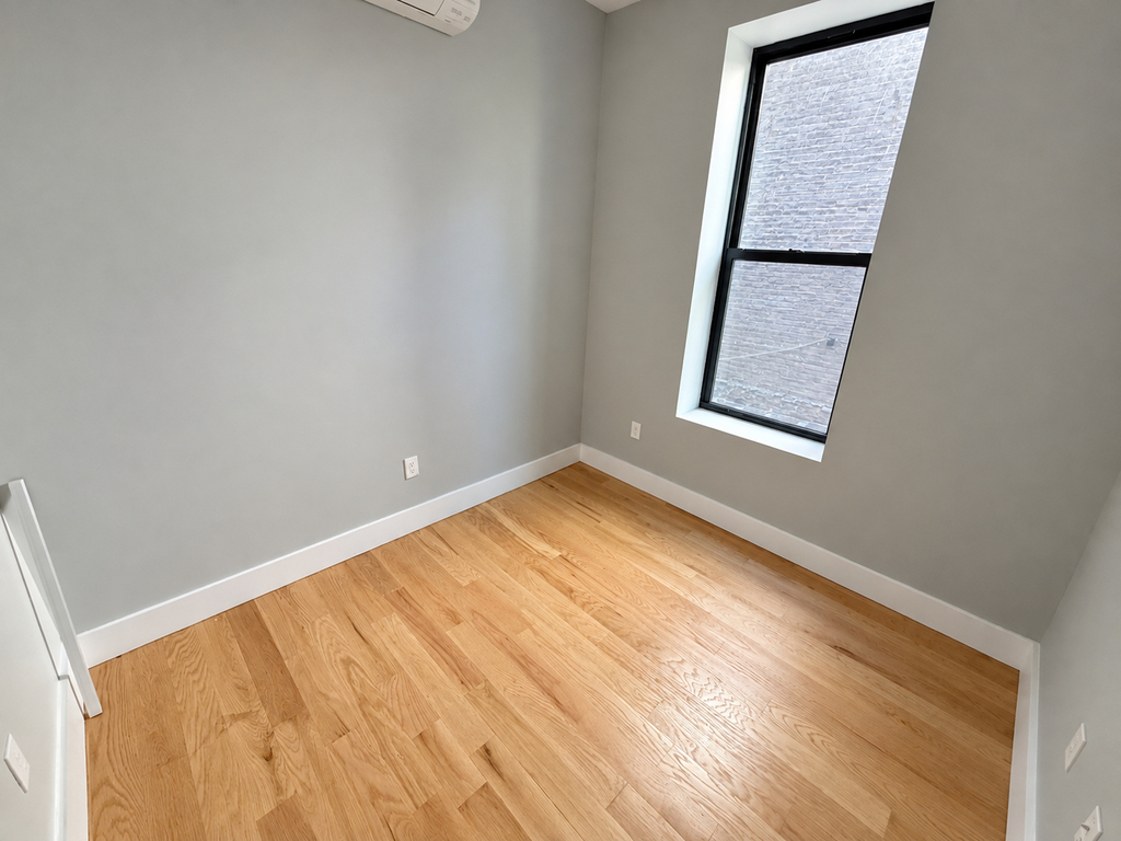 565 St Johns Place - Photo 7
