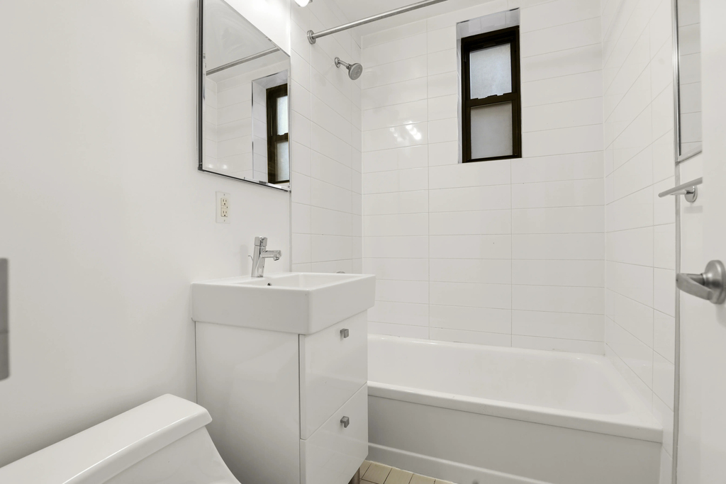 1BR in West Village - Photo 3
