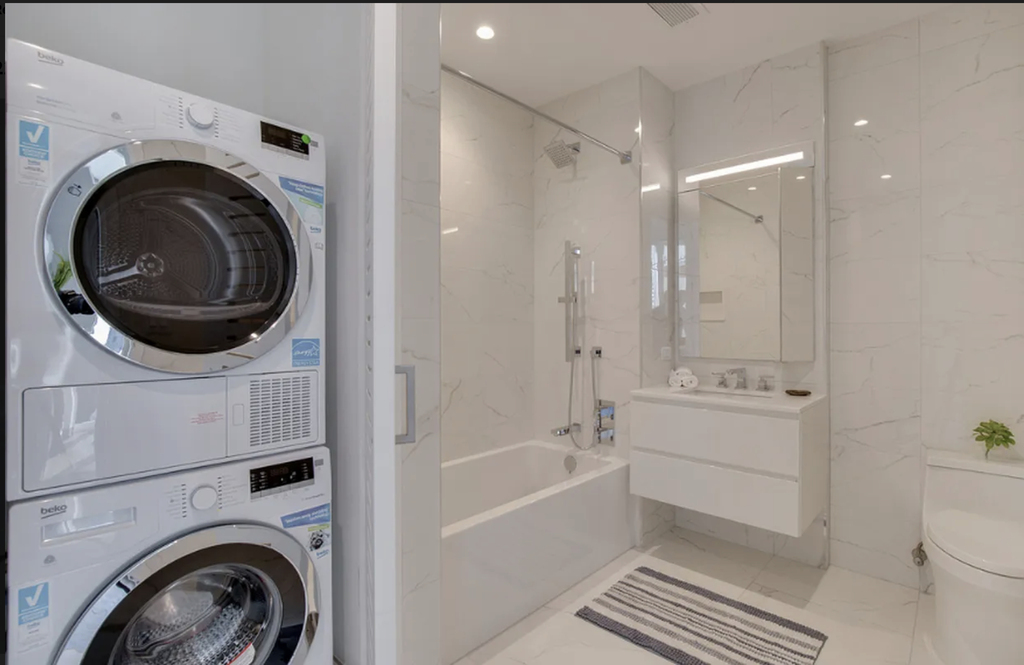 222 East 44th Street - Photo 4