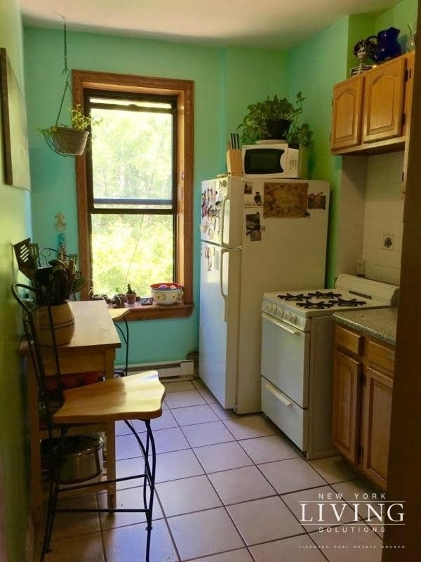 335 61st St. - Photo 4