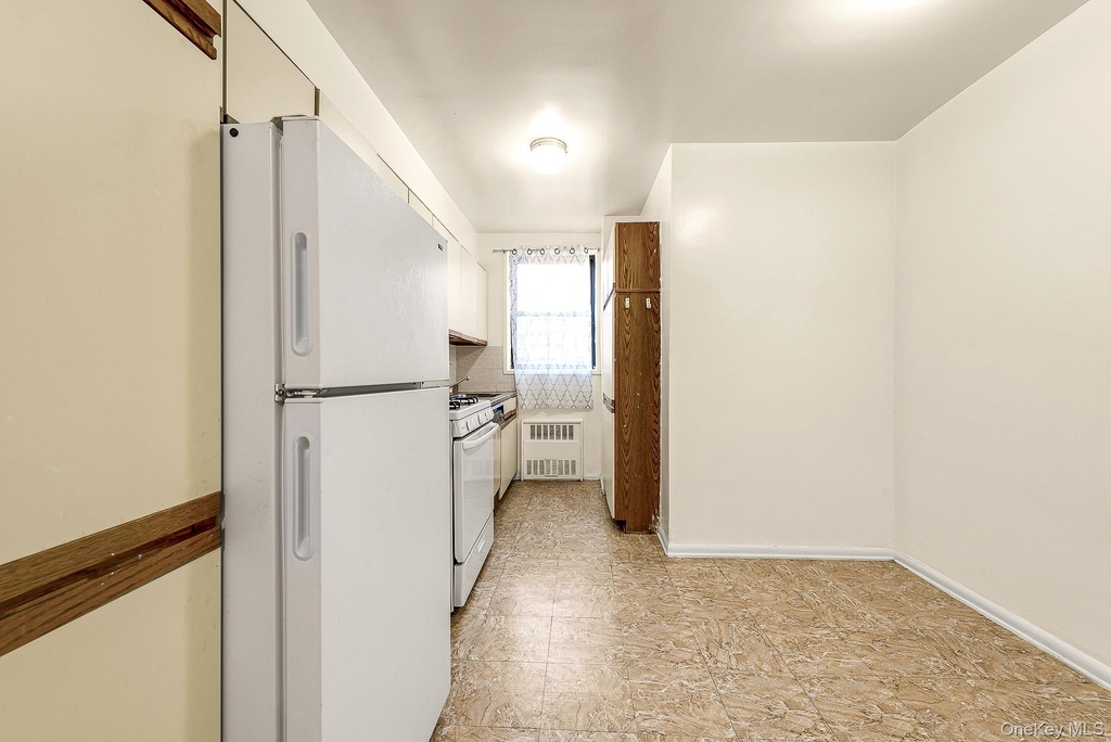 65-50 Wetherole Street - Photo 11
