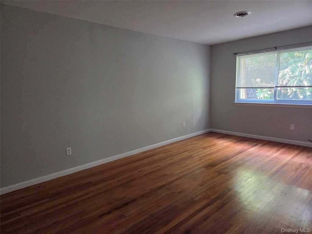 14 Pavilion Road - Photo 7