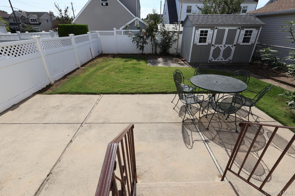 492 4th Street - Photo 9