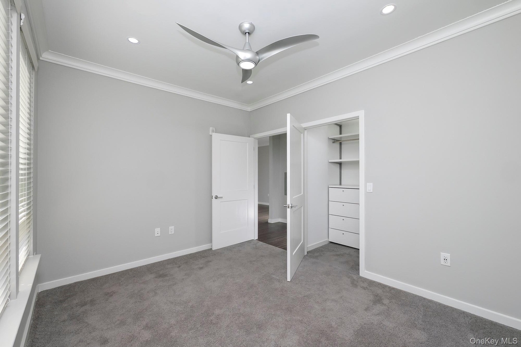 116 Searing Avenue - Photo 9