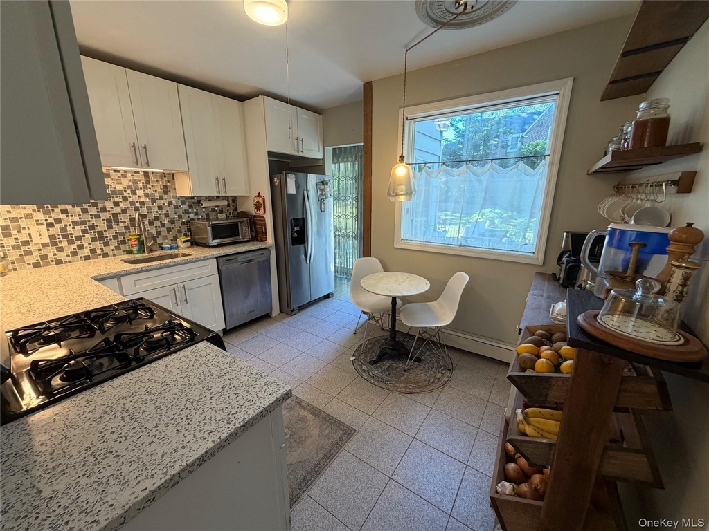 329 Grandview Boulevard - Photo 8