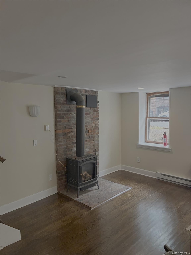 149 Chestnut Street - Photo 3