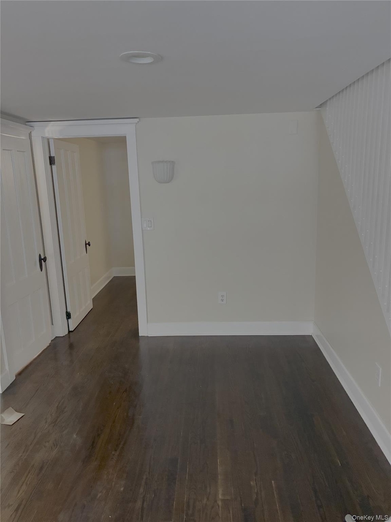 149 Chestnut Street - Photo 2