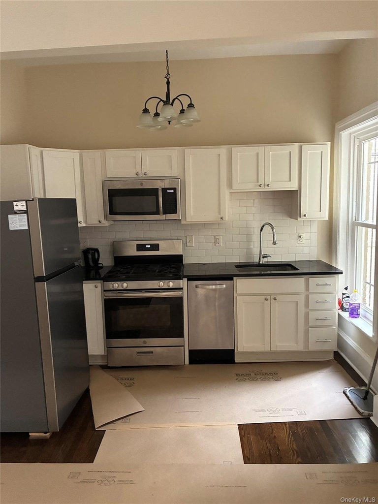 149 Chestnut Street - Photo 14