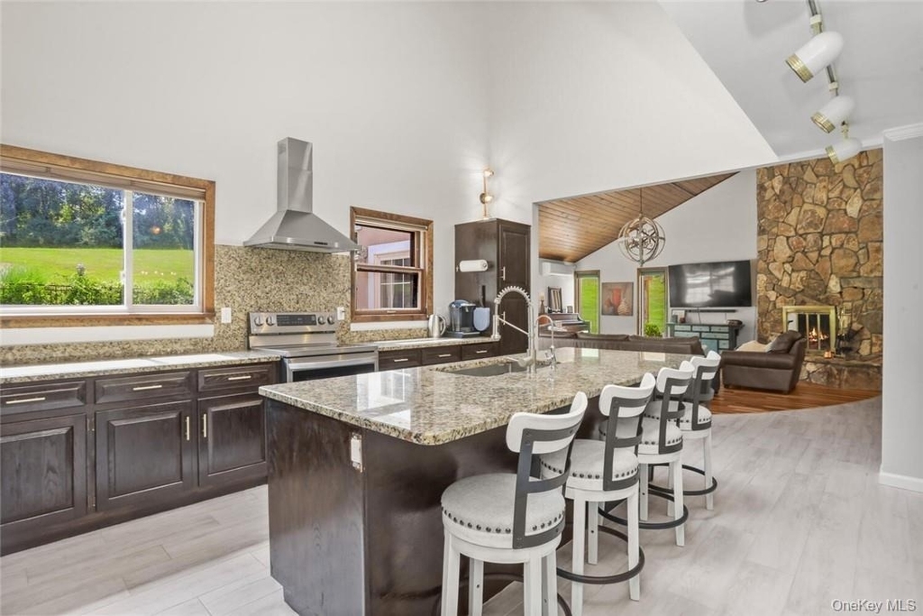 613 Horsepound Road - Photo 5