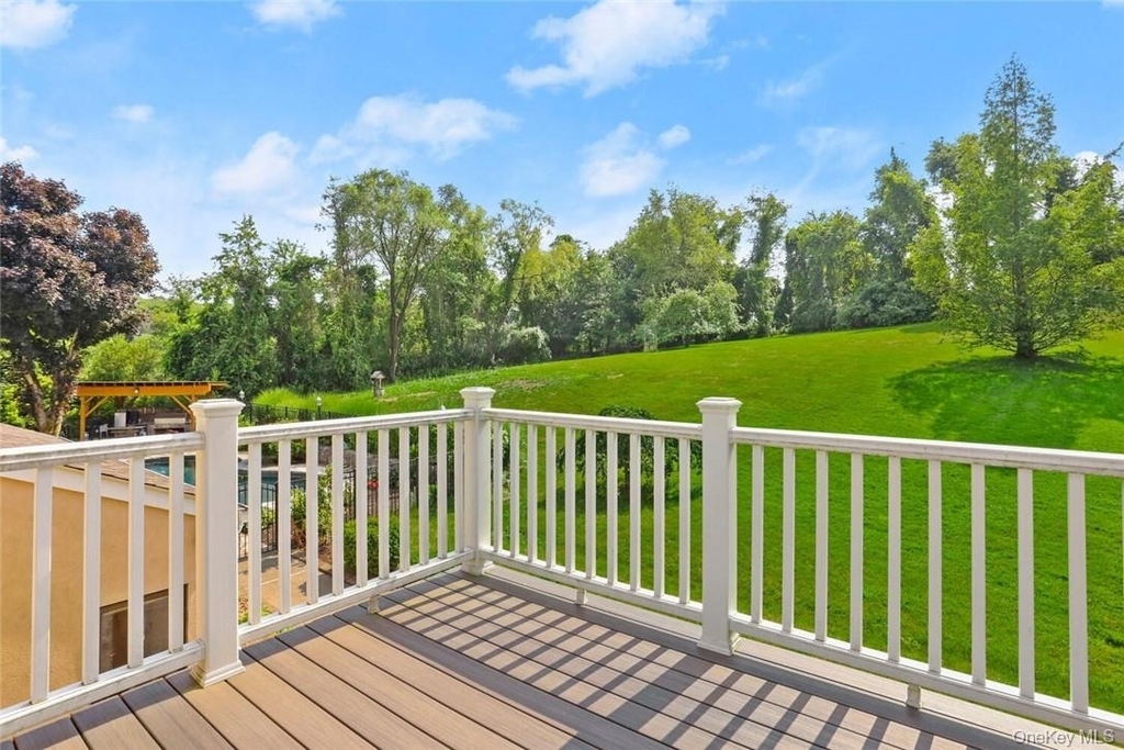 613 Horsepound Road - Photo 20