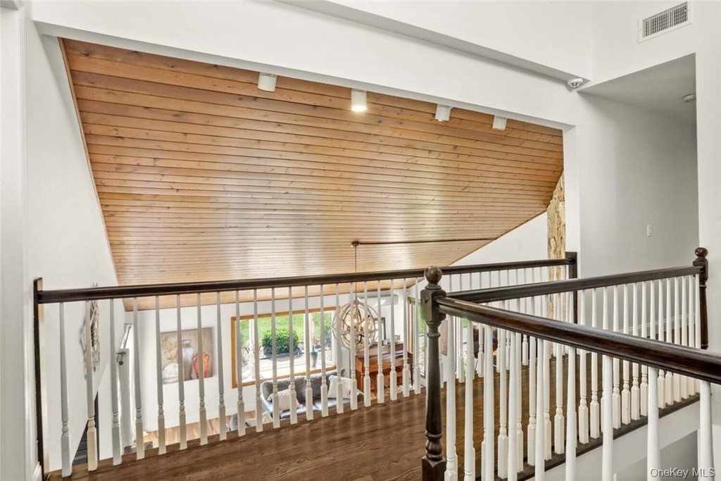 613 Horsepound Road - Photo 11
