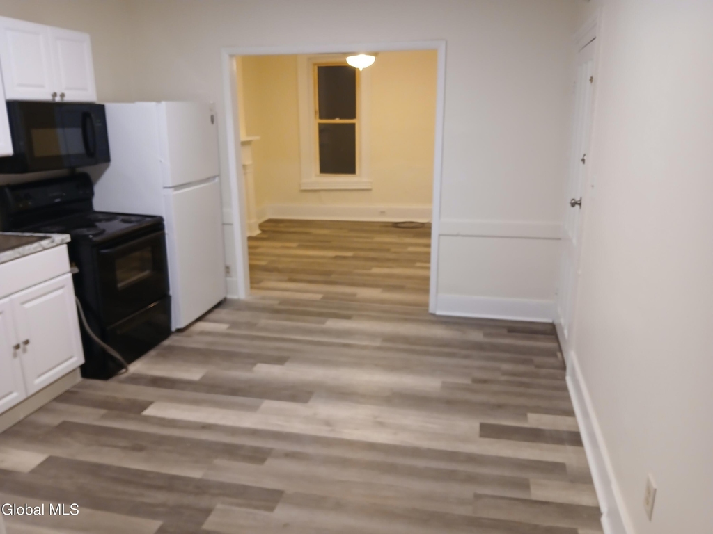 509 23rd Street - Photo 2