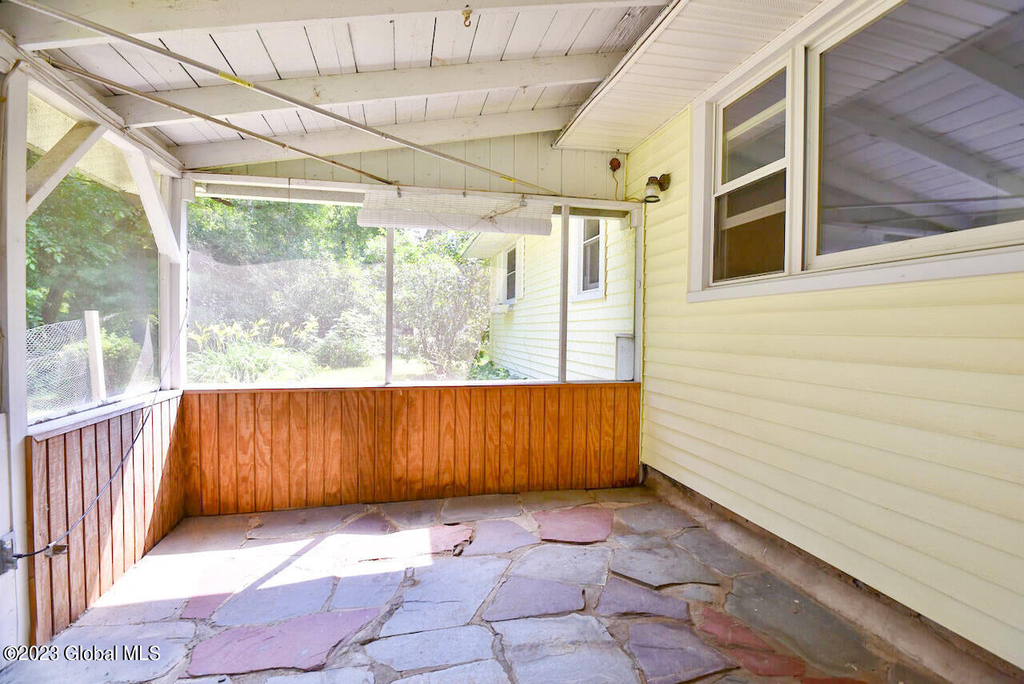 13 Southgate Road - Photo 4