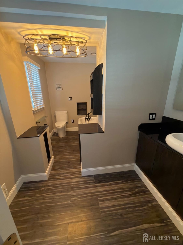 140 Coolidge Avenue - Photo 6