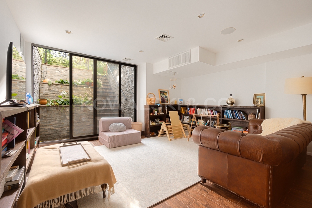 336 10th Street - Photo 11