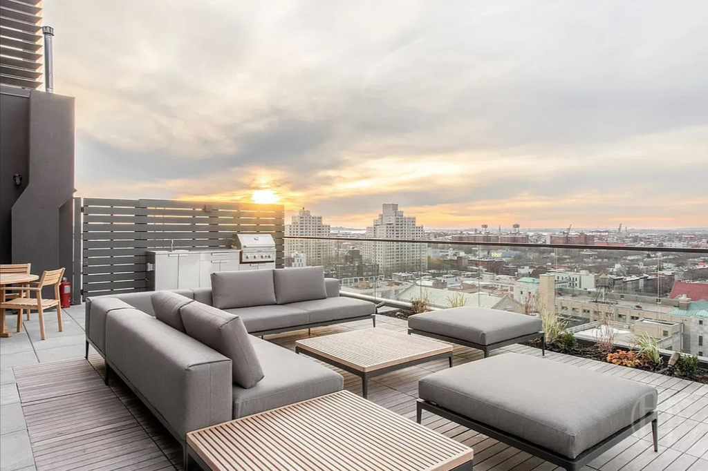 561 Pacific Street - Photo 7