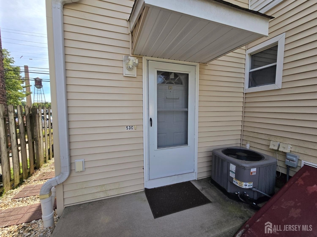 53 Ford Avenue - Photo 3