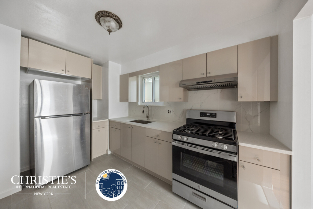 87-31 57th Road - Photo 15