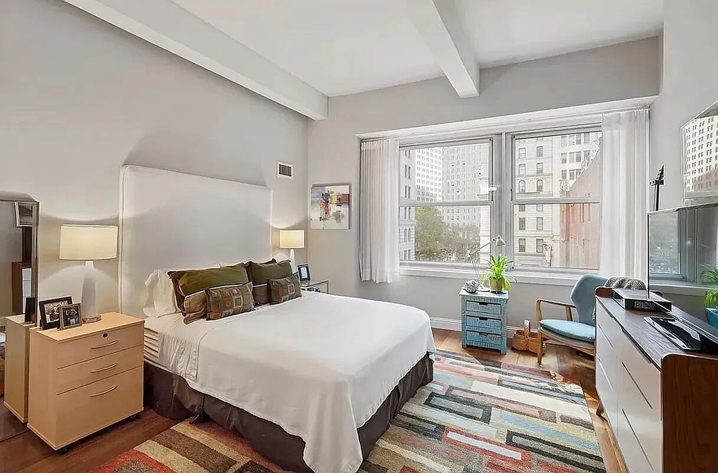 88 Greenwich Street - Photo 2