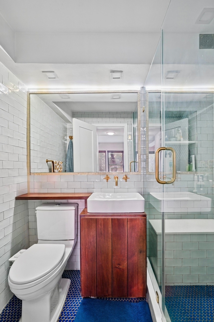 55 E 9th Street - Photo 3
