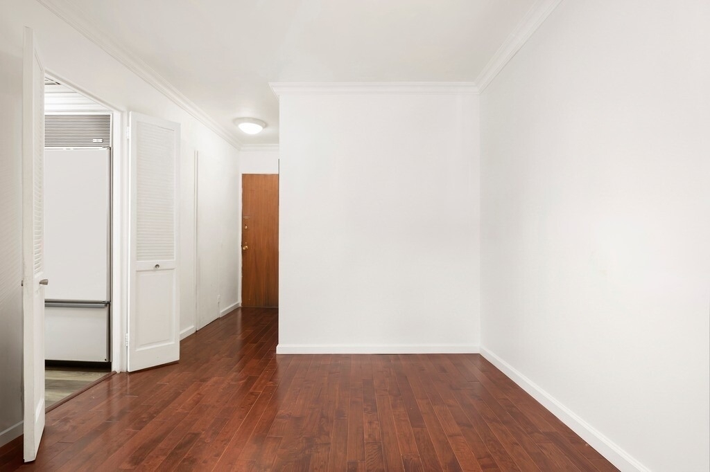 303 E 57th Street - Photo 5