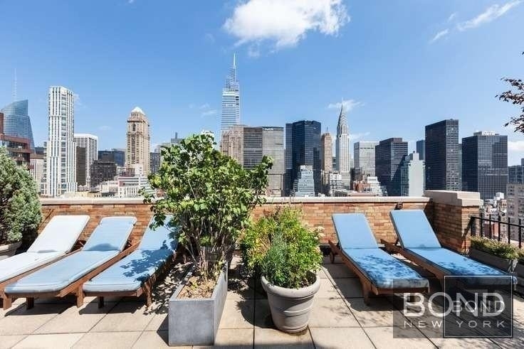 10 Park Avenue - Photo 4