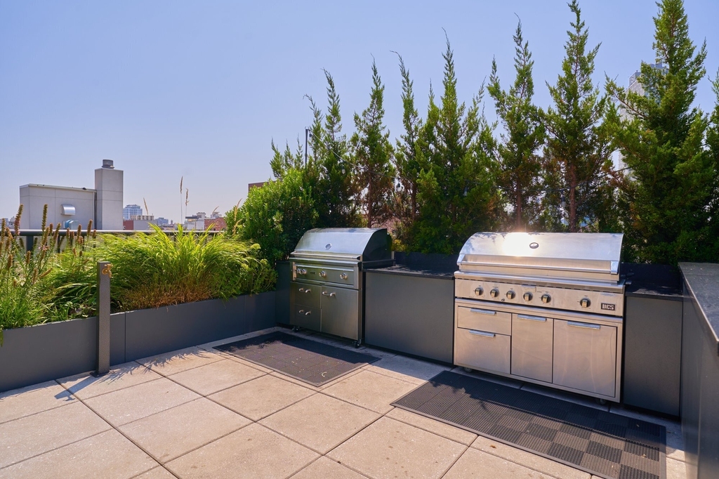 184 Kent Avenue - Photo 0