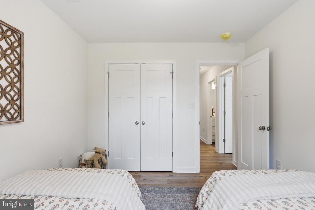 242 Blue Ridge Avenue - Photo 23