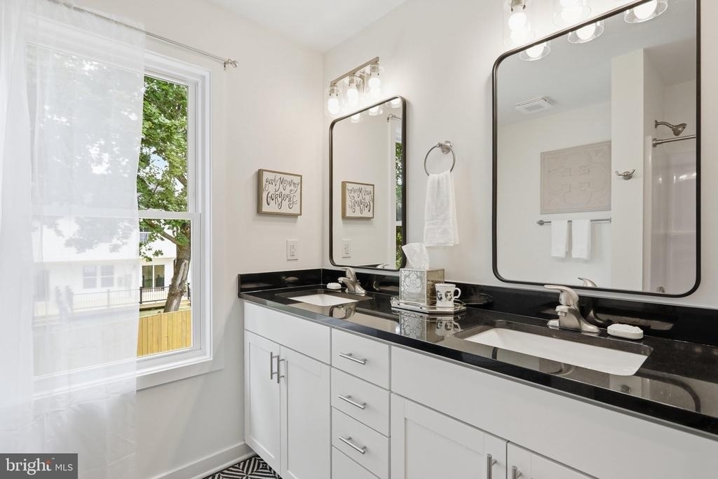 242 Blue Ridge Avenue - Photo 28
